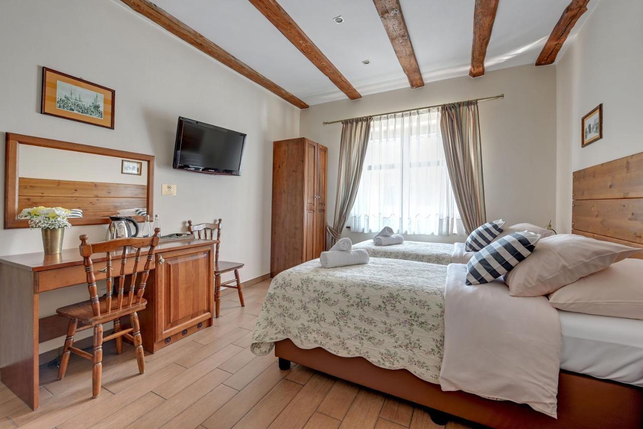 Villa & Restaurant Admiral Nelson Hel Ngoại thất bức ảnh