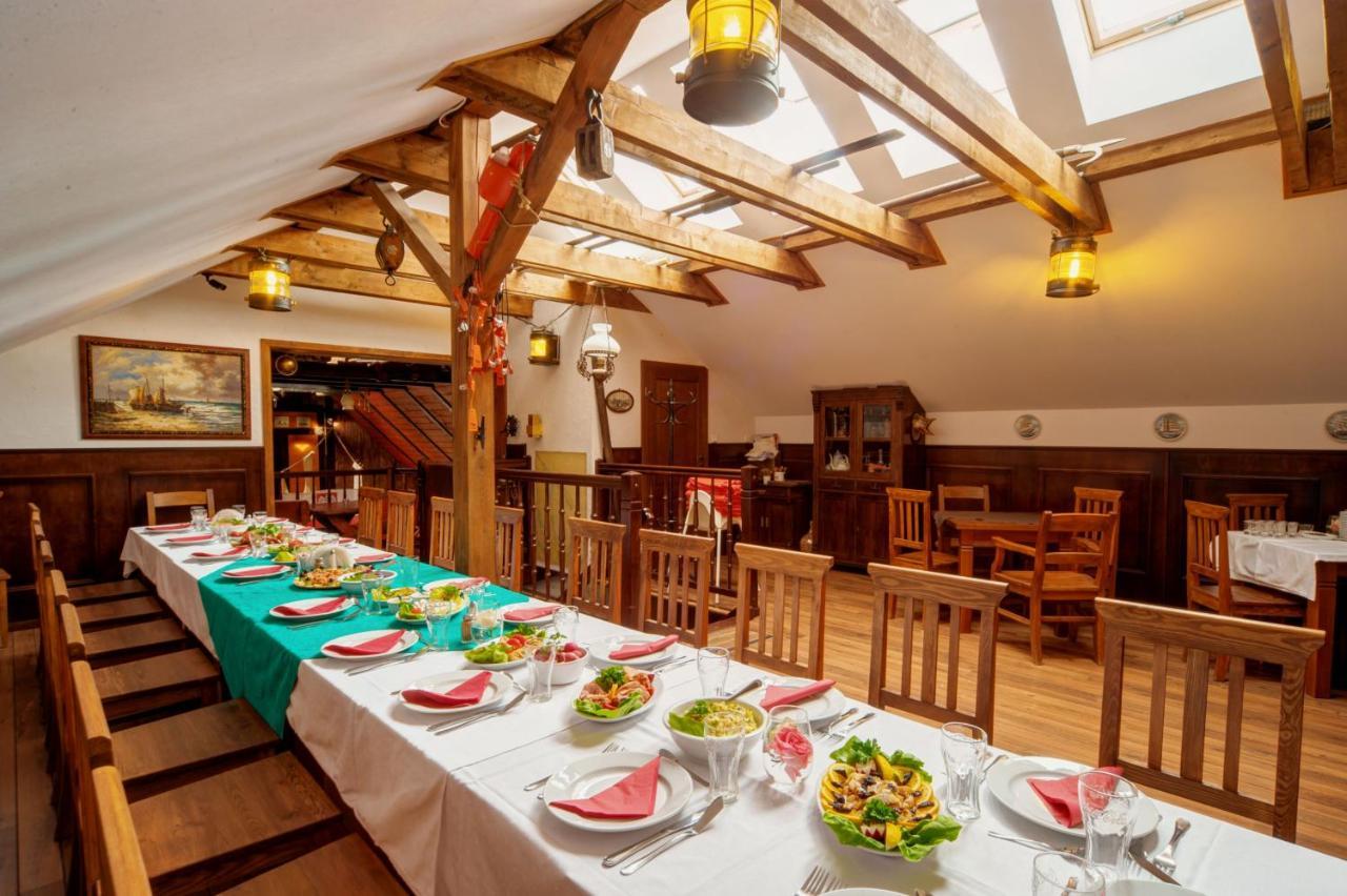 Villa & Restaurant Admiral Nelson Hel Ngoại thất bức ảnh