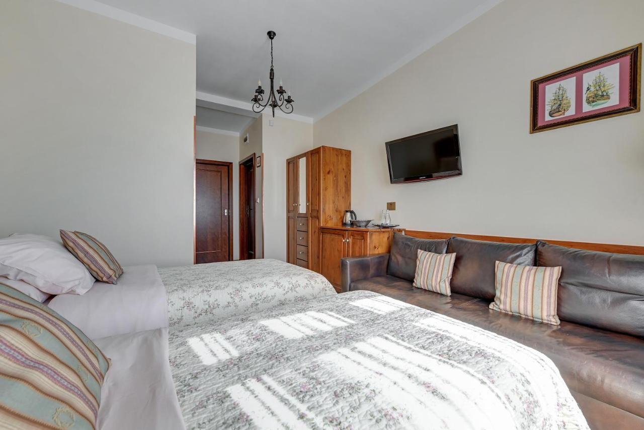 Villa & Restaurant Admiral Nelson Hel Ngoại thất bức ảnh