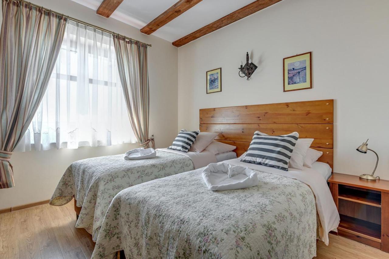 Villa & Restaurant Admiral Nelson Hel Ngoại thất bức ảnh