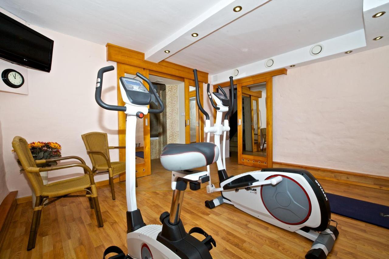 Villa & Restaurant Admiral Nelson Hel Ngoại thất bức ảnh
